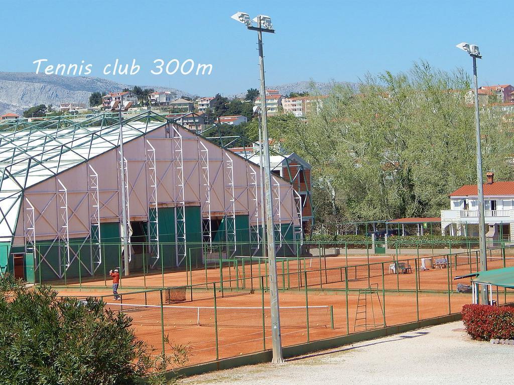 Apartments Roses Stobreč Oda fotoğraf