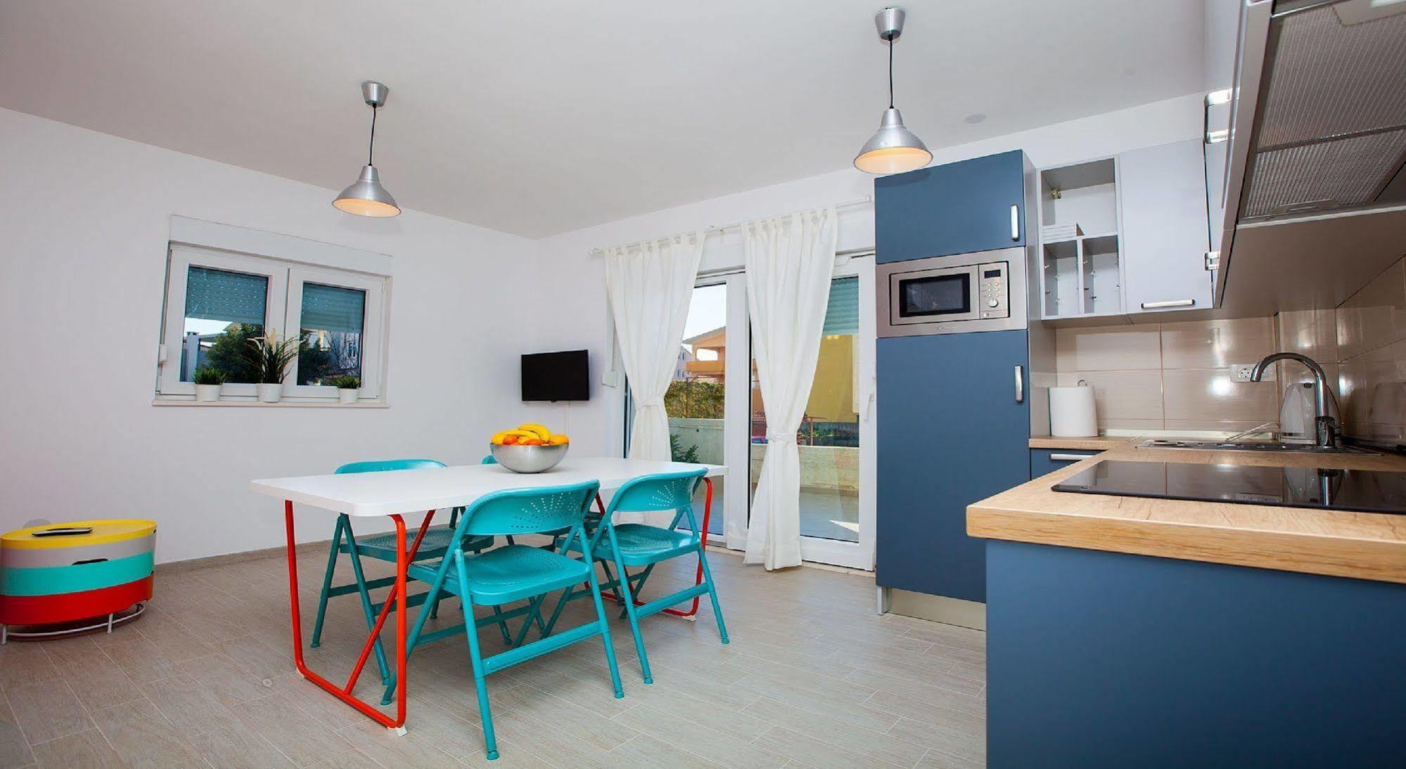 Apartments Roses Stobreč Dış mekan fotoğraf