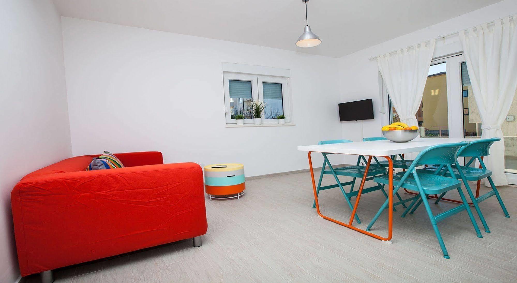 Apartments Roses Stobreč Dış mekan fotoğraf