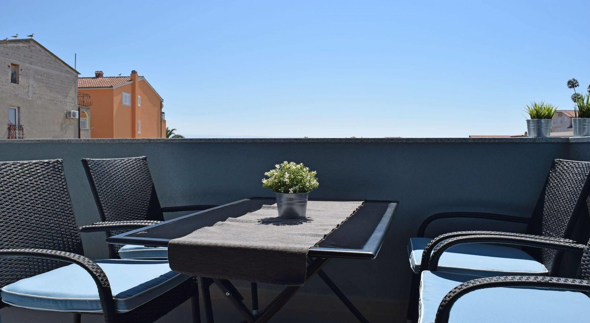 Apartments Roses Stobreč Dış mekan fotoğraf