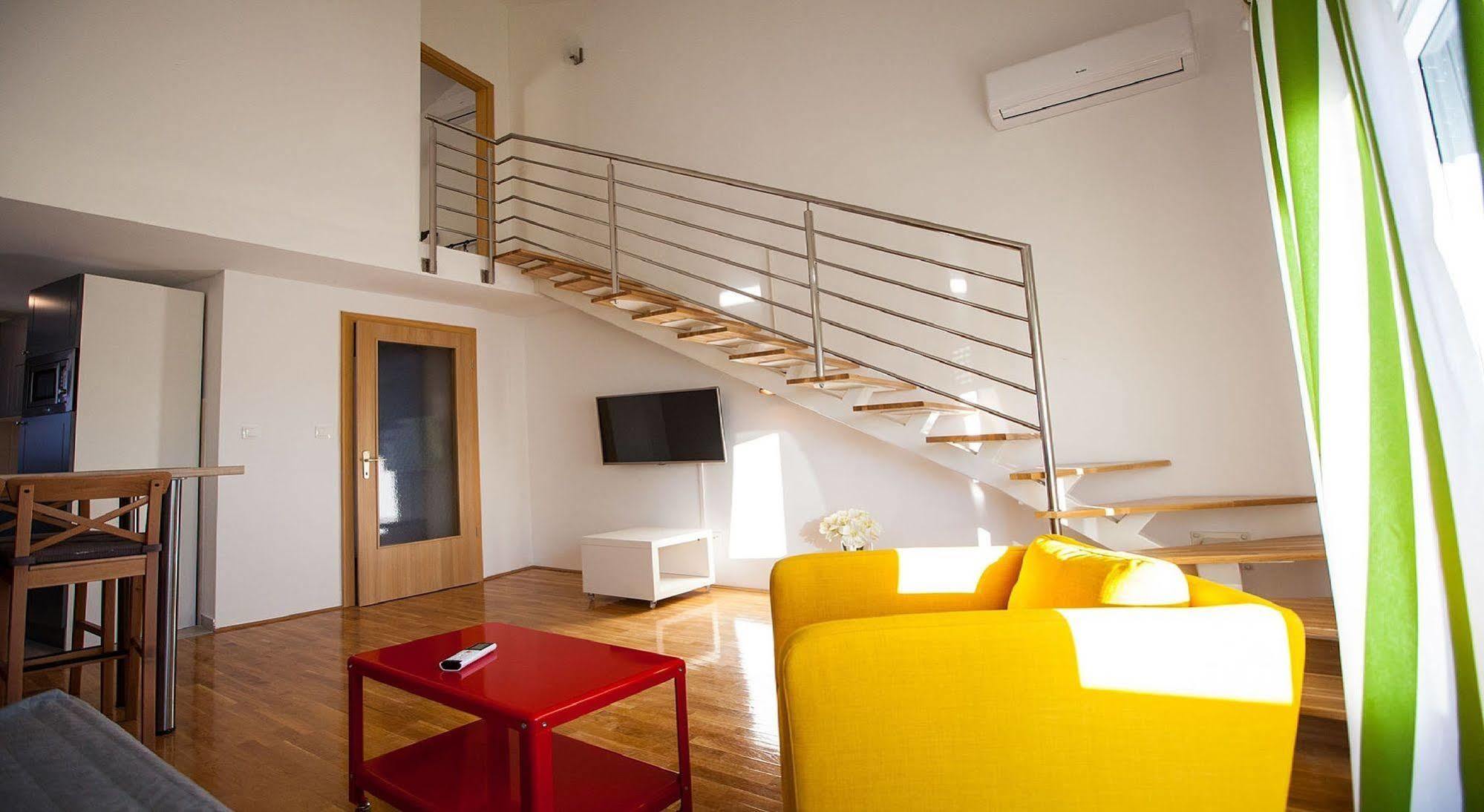 Apartments Roses Stobreč Dış mekan fotoğraf