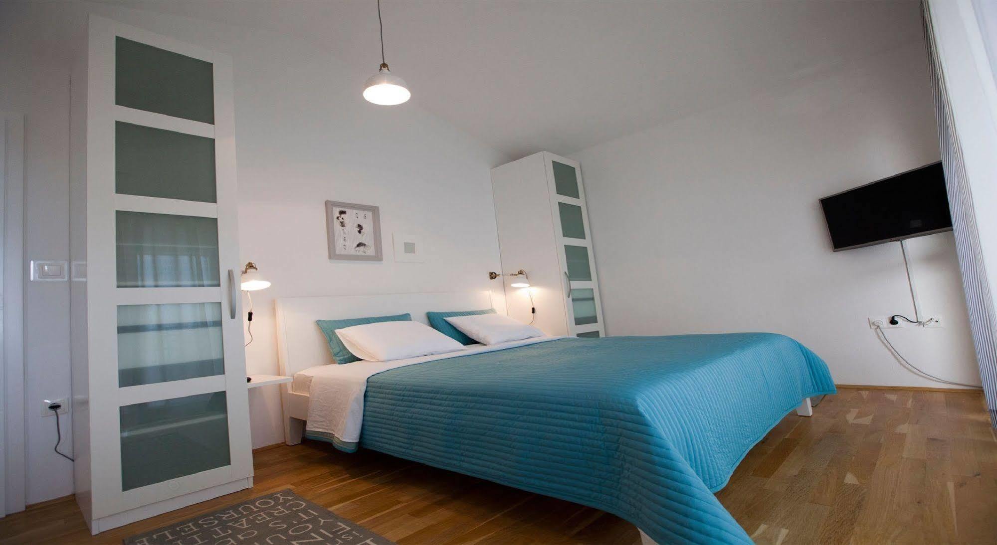 Apartments Roses Stobreč Dış mekan fotoğraf